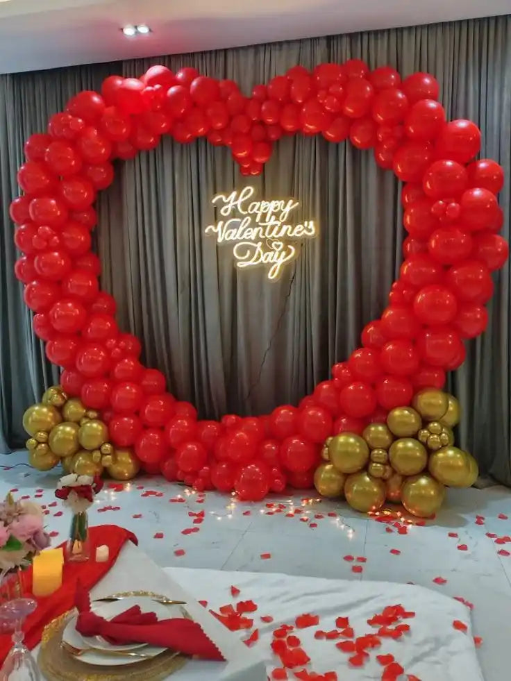 . Heart Shape Balloon Arch